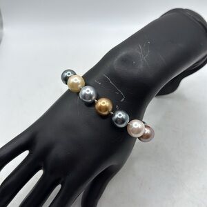 Vintage Monet Elegant Multicolor Faux Pearl Bead Bracelet Bangle Jewelry Gray
